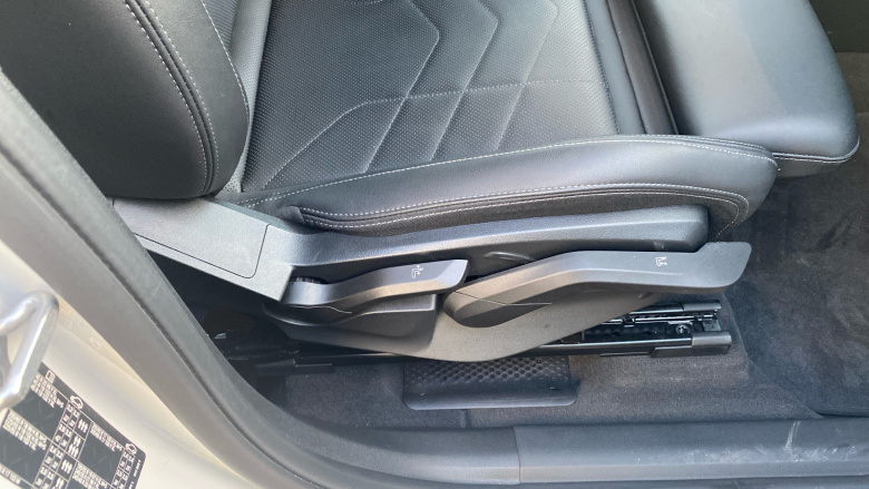 BMW X1 sDrive 20i MHT M Sport 5dr Step Auto Petrol Estate